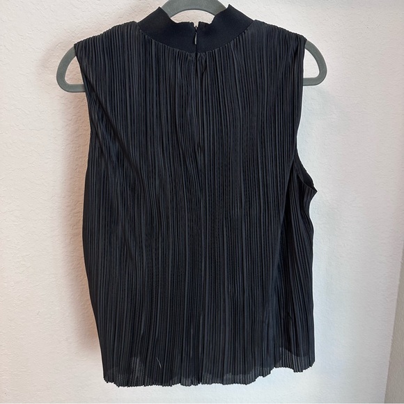 NEW Calvin Klein Plisse Mock-Neck Sleeveless Top - Picture 2 of 3
